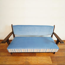 Load image into Gallery viewer, Tyrolean sofa (D)
