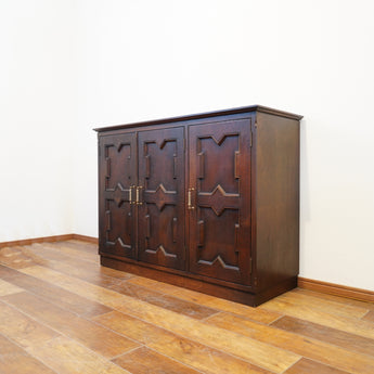 キャビネット (D)