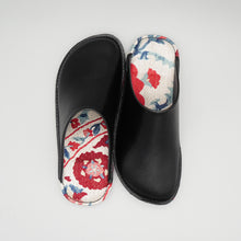 Load image into Gallery viewer, R. Nagata Slippers LB0214
