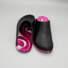 Load image into Gallery viewer, R.Nagata Slippers S LB0245
