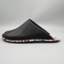 Load image into Gallery viewer, R.Nagata Slippers S LB0255
