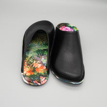 Load image into Gallery viewer, R. Nagata Slippers LB0208
