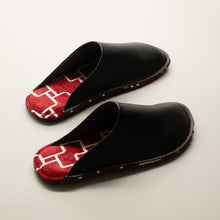 Load image into Gallery viewer, R.Nagata Slippers LB0285
