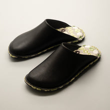 Load image into Gallery viewer, R.Nagata Slippers LB0295
