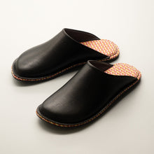 Load image into Gallery viewer, R.Nagata Slippers LB0296
