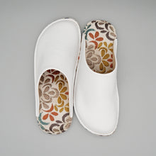 Load image into Gallery viewer, R. Nagata Slippers S LW0271
