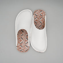 Load image into Gallery viewer, R. Nagata Slippers S LW0275
