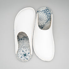 Load image into Gallery viewer, R.Nagata Slippers LW0310
