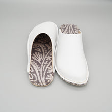 Load image into Gallery viewer, R.Nagata Slippers LW0316
