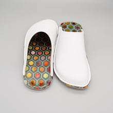 Load image into Gallery viewer, R.Nagata Slippers LW0319
