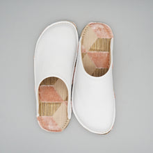Load image into Gallery viewer, R.Nagata Slippers LW0365
