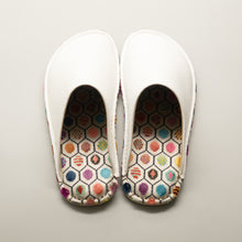 Load image into Gallery viewer, R.Nagata Slippers LW0408
