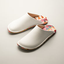 Load image into Gallery viewer, R.Nagata Slippers LW0409
