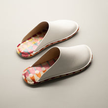 Load image into Gallery viewer, R.Nagata Slippers LW0409
