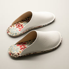 Load image into Gallery viewer, R. Nagata Slippers S LW0265
