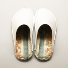 Load image into Gallery viewer, R. Nagata Slippers LW0294
