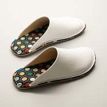 Load image into Gallery viewer, R.Nagata Slippers LW0421
