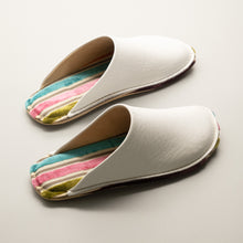 Load image into Gallery viewer, R. Nagata Slippers LW0237
