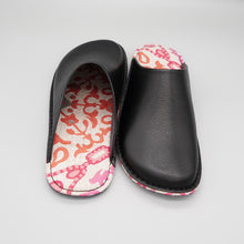 Load image into Gallery viewer, R.Nagata Slippers MB0349
