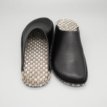 Load image into Gallery viewer, R.Nagata Slippers MB0387
