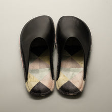 Load image into Gallery viewer, R.Nagata Slippers MB0451
