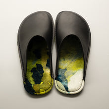 Load image into Gallery viewer, R.Nagata Slippers MB0464
