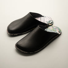 Load image into Gallery viewer, R.Nagata Slippers MB0470
