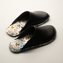 Load image into Gallery viewer, R.Nagata Slippers MB0476
