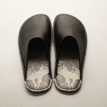 Load image into Gallery viewer, R.Nagata Slippers MB0478
