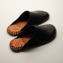 Load image into Gallery viewer, R.Nagata Slippers MB0481
