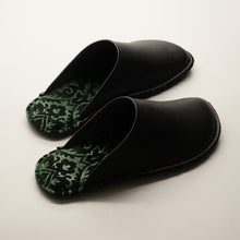 Load image into Gallery viewer, R.Nagata Slippers MBLL0357
