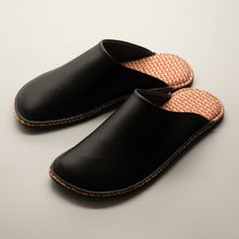 Load image into Gallery viewer, R.Nagata Slippers MBLL0361
