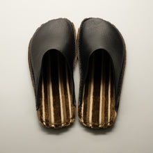 Load image into Gallery viewer, R.Nagata Slippers MBLL0388
