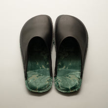 Load image into Gallery viewer, R.Nagata Slippers MBLL0390
