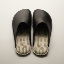 Load image into Gallery viewer, R.Nagata Slippers MBLL0401
