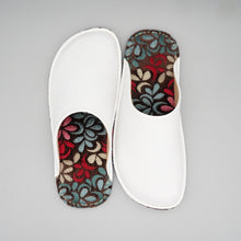 Load image into Gallery viewer, R. Nagata Slippers MW0191
