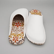 Load image into Gallery viewer, R. Nagata Slippers MW0194
