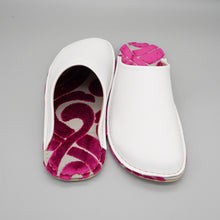 Load image into Gallery viewer, R. Nagata Slippers MW0195
