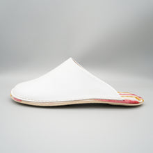 Load image into Gallery viewer, R.Nagata Slippers MW0202
