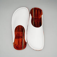 Load image into Gallery viewer, R.Nagata Slippers MW0232
