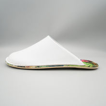 Load image into Gallery viewer, R.Nagata Slippers MW0252
