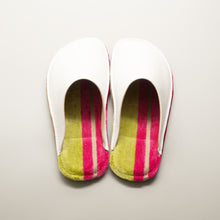 Load image into Gallery viewer, R.Nagata Slippers MW0260
