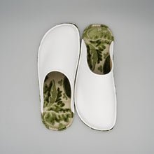 Load image into Gallery viewer, R. Nagata Slippers MWLL0041
