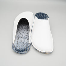 Load image into Gallery viewer, R.Nagata Slippers MWLL0091
