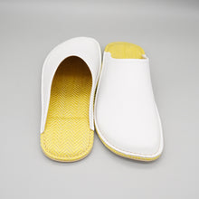 Load image into Gallery viewer, R.Nagata Slippers MWLL0095
