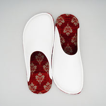 Load image into Gallery viewer, R.Nagata Slippers MWLL0097
