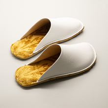 Load image into Gallery viewer, R.Nagata Slippers MWLL0106
