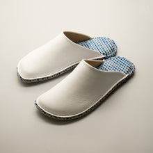 Load image into Gallery viewer, R.Nagata Slippers MWLL0114
