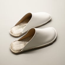 Load image into Gallery viewer, R.Nagata Slippers MWLL0117
