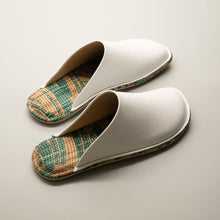 Load image into Gallery viewer, R.Nagata Slippers MWLL0119
